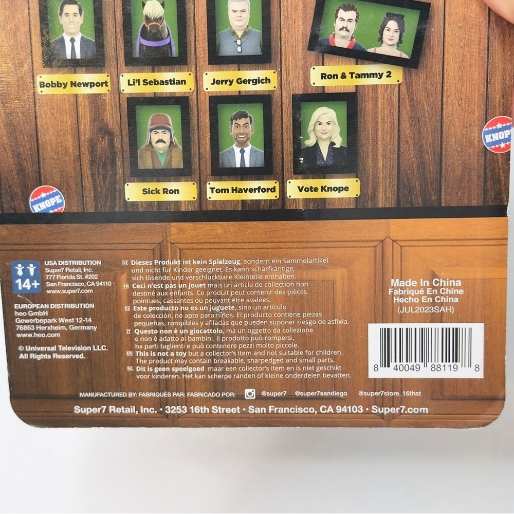 Tom Haverford Parks and Recreation Super7 ReAction Action Figure new Sealed - Picture 6 of 7